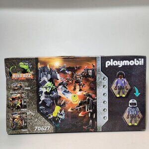 Playmobil Dino Rise Battle Set with Black and Gray Figures